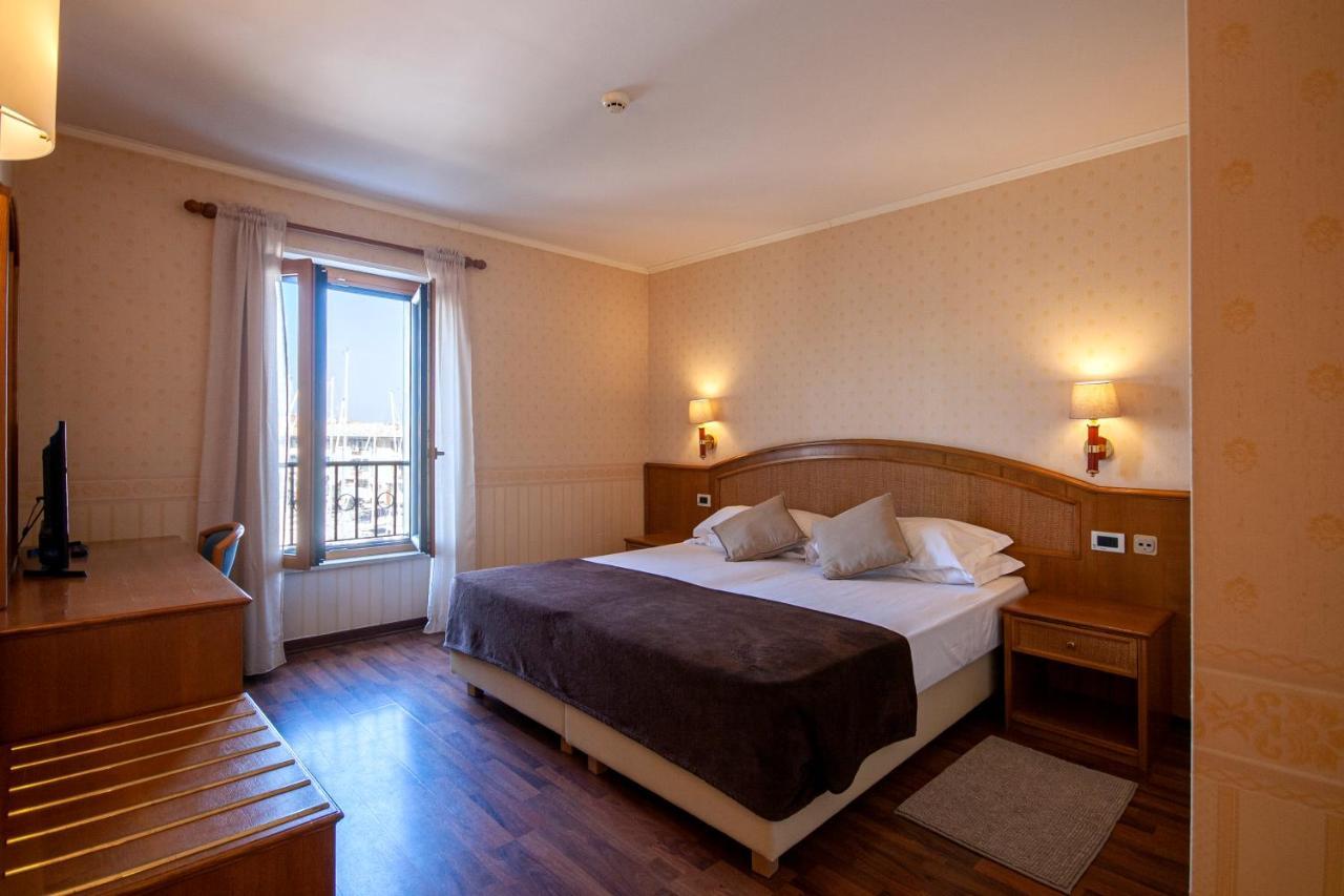 Hotel Metropole Grado Exteriér fotografie